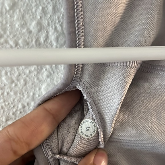 Lululemon Ebb to Train longline bra top size 4 seamless workout sports bra - Picture 4 of 6